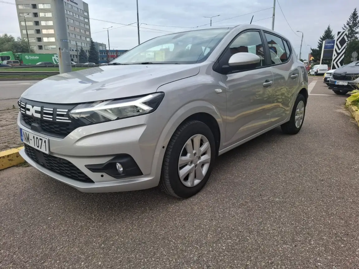 DACIA SANDERO
