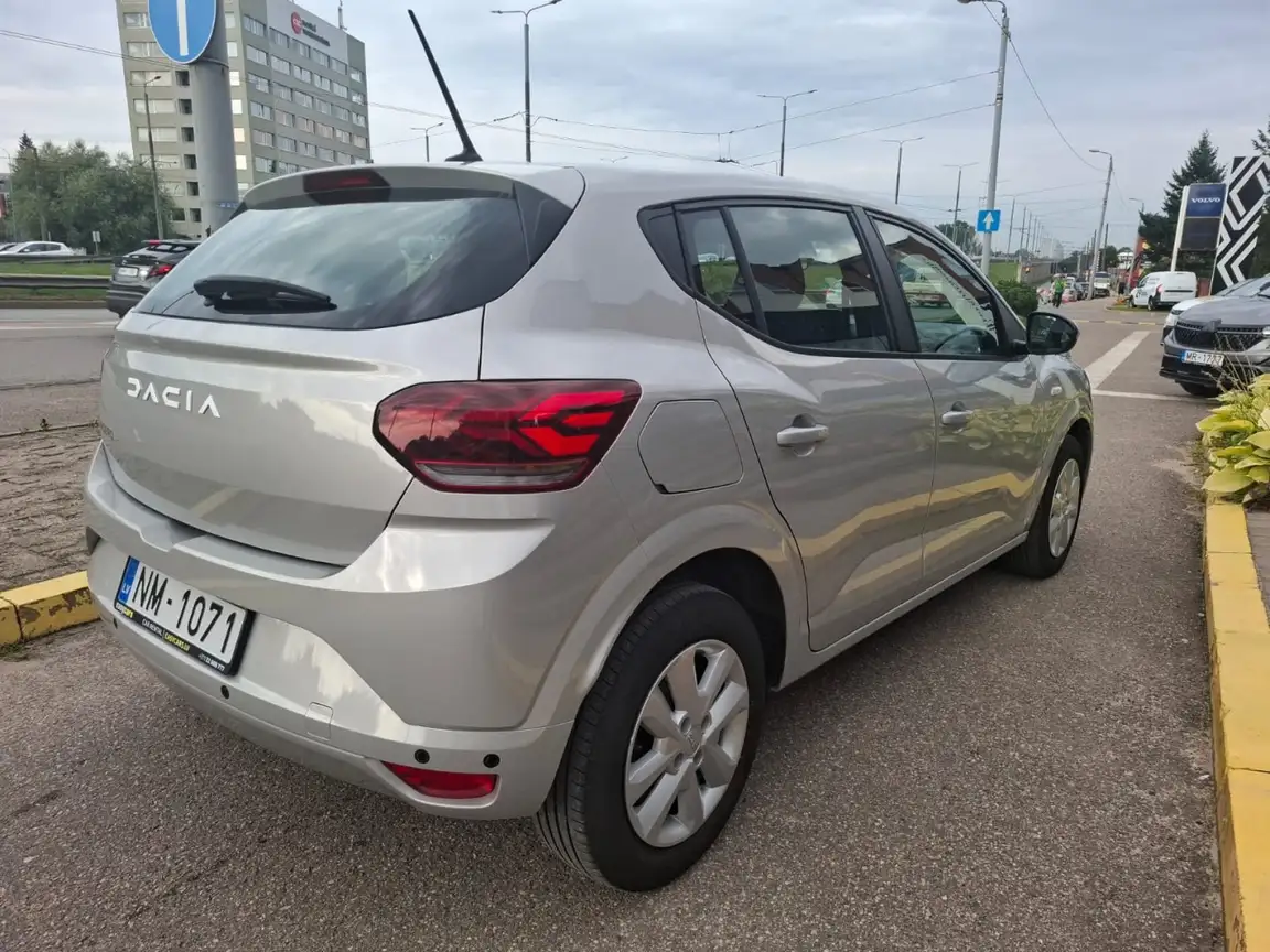 DACIA SANDERO