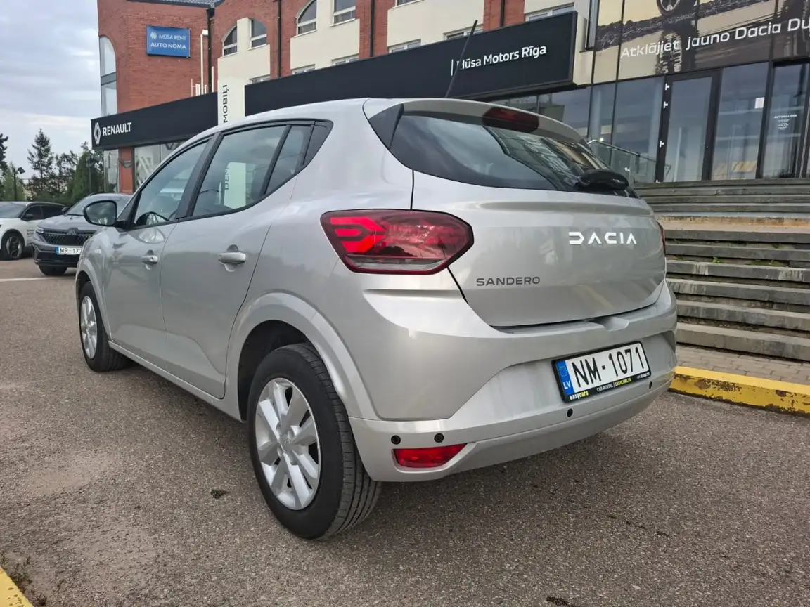 DACIA SANDERO