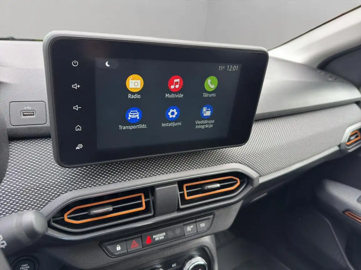 DACIA SANDERO