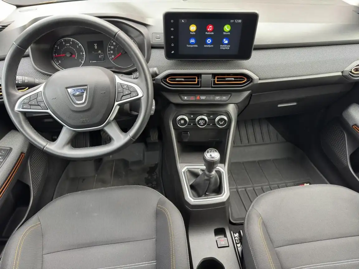 DACIA SANDERO