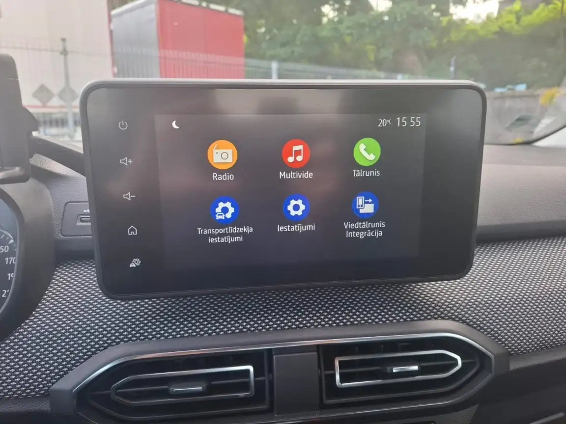 DACIA SANDERO