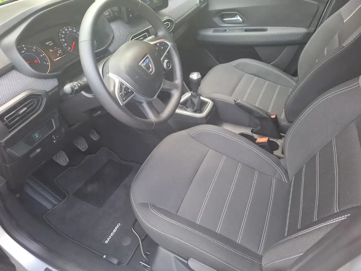 DACIA SANDERO