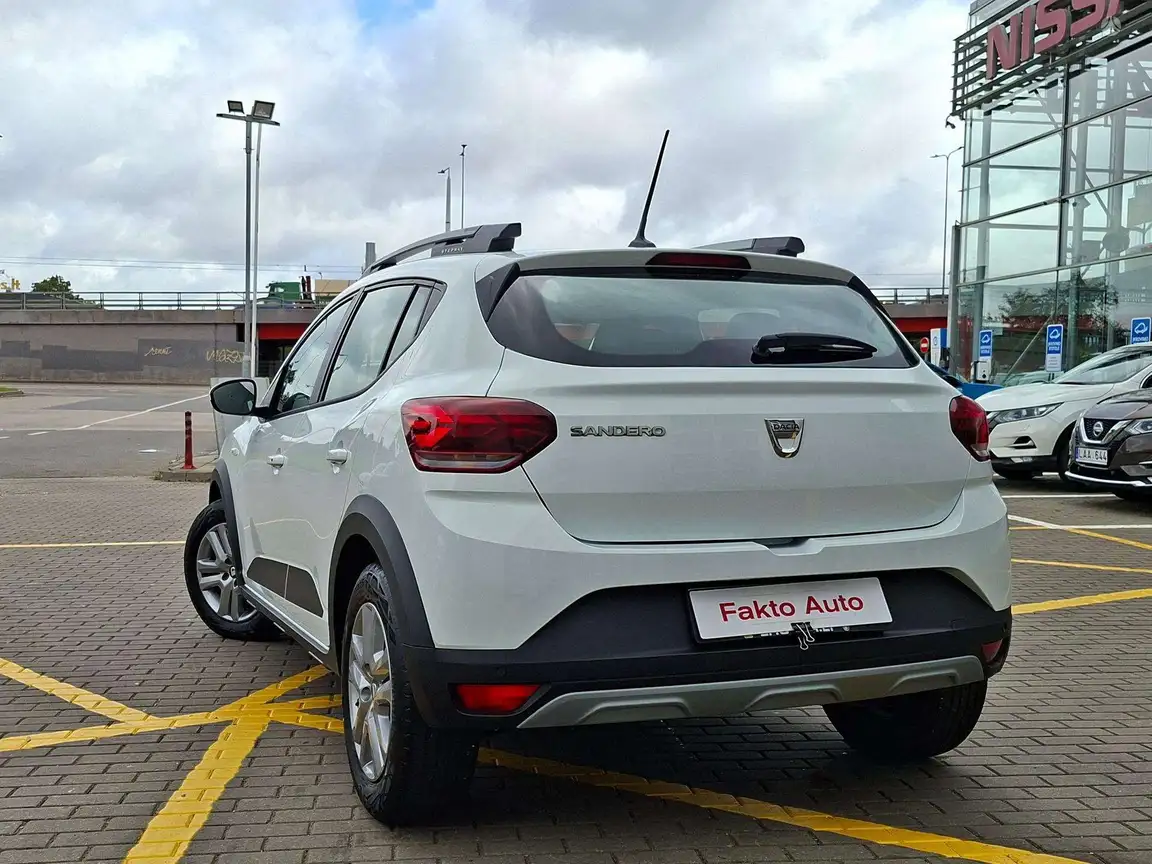 DACIA SANDERO