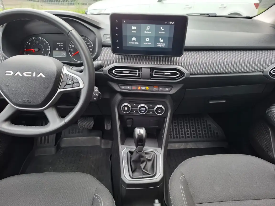 DACIA SANDERO