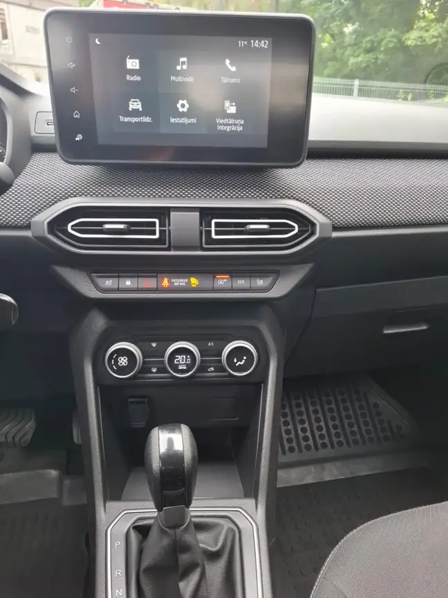 DACIA SANDERO