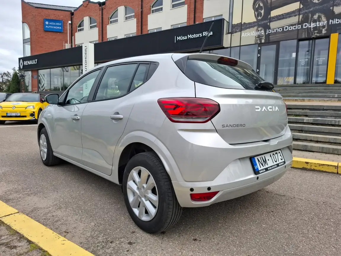 DACIA SANDERO