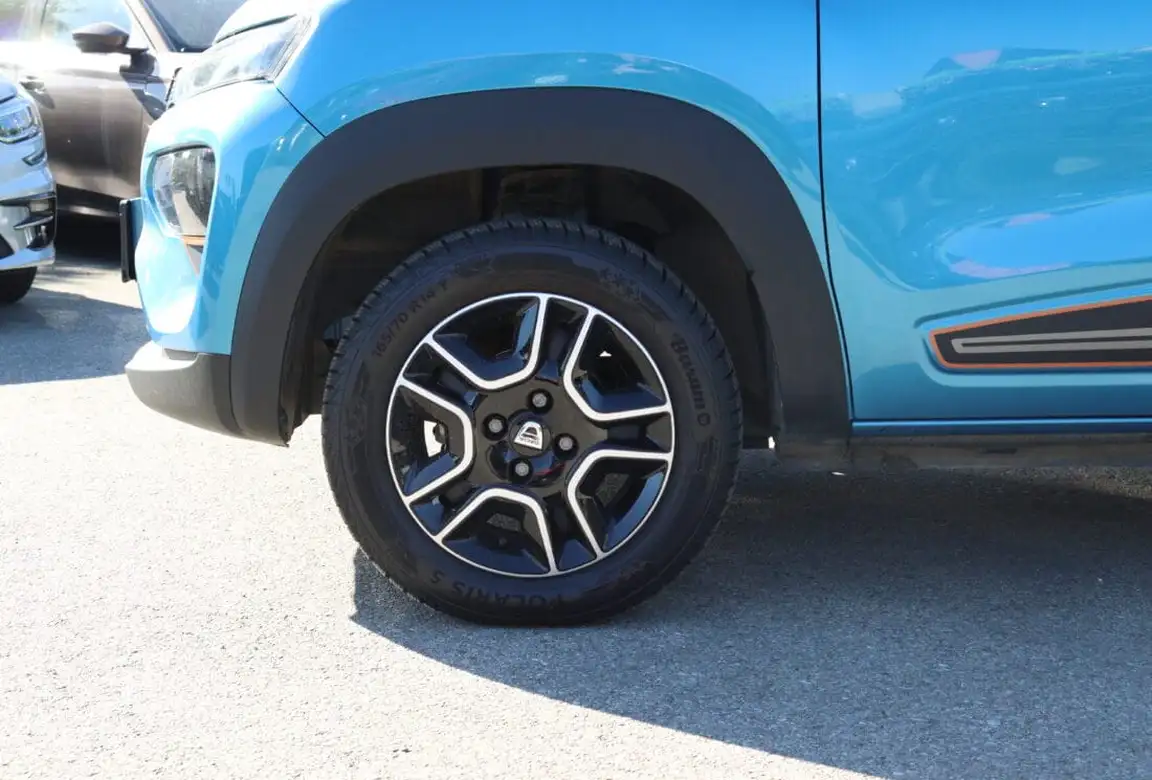 DACIA SPRING