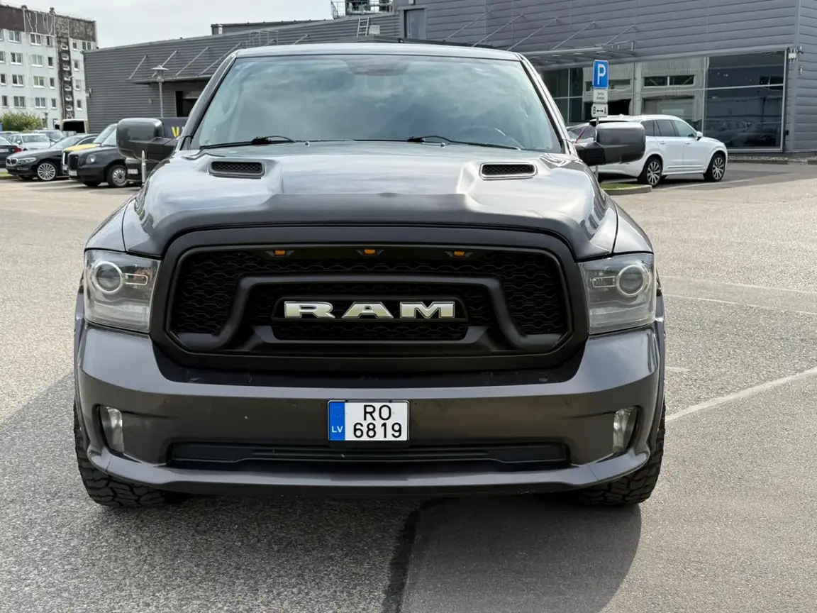 DODGE RAM