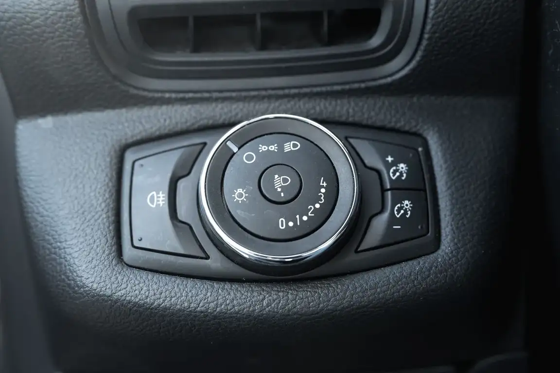 FORD B-MAX
