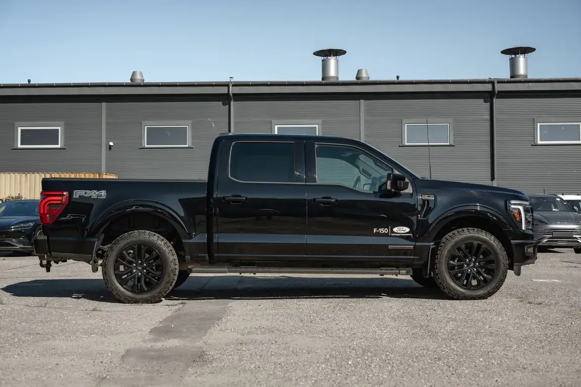 FORD F-150