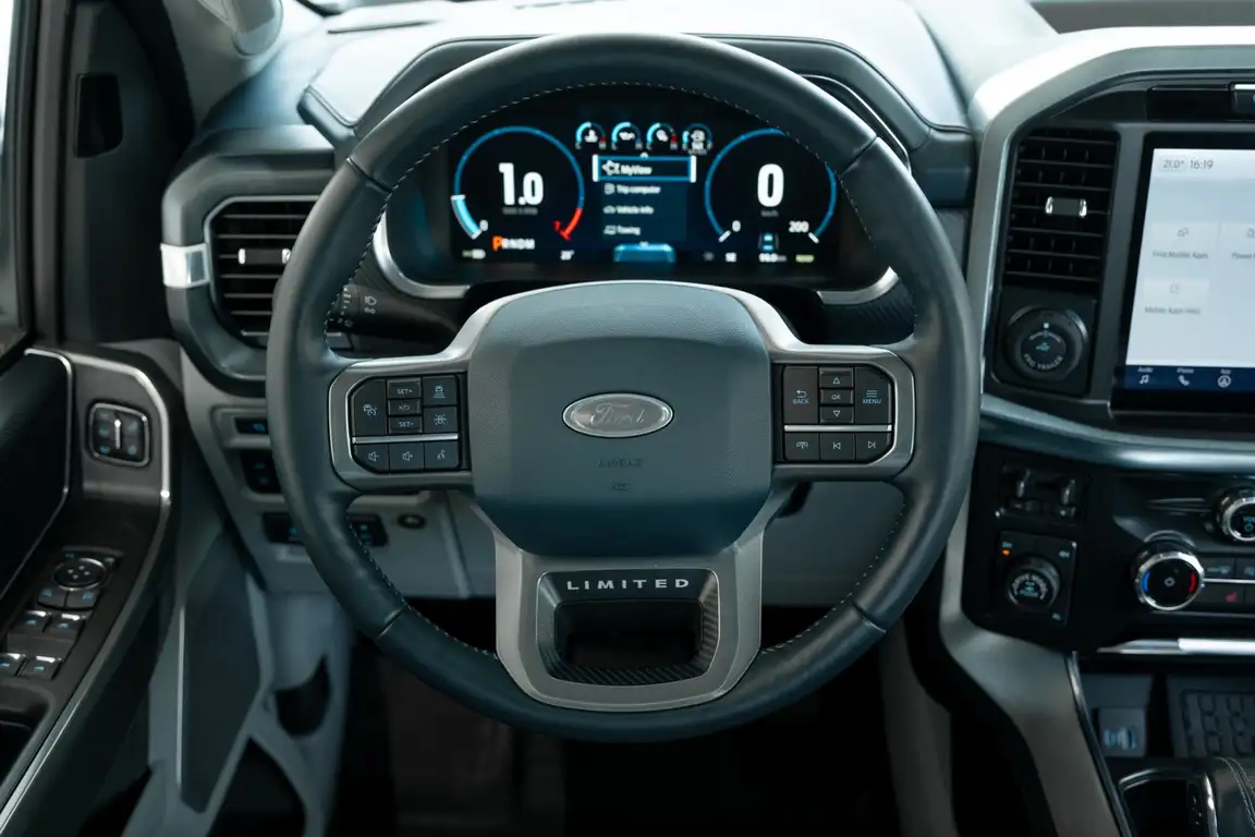 FORD F-150