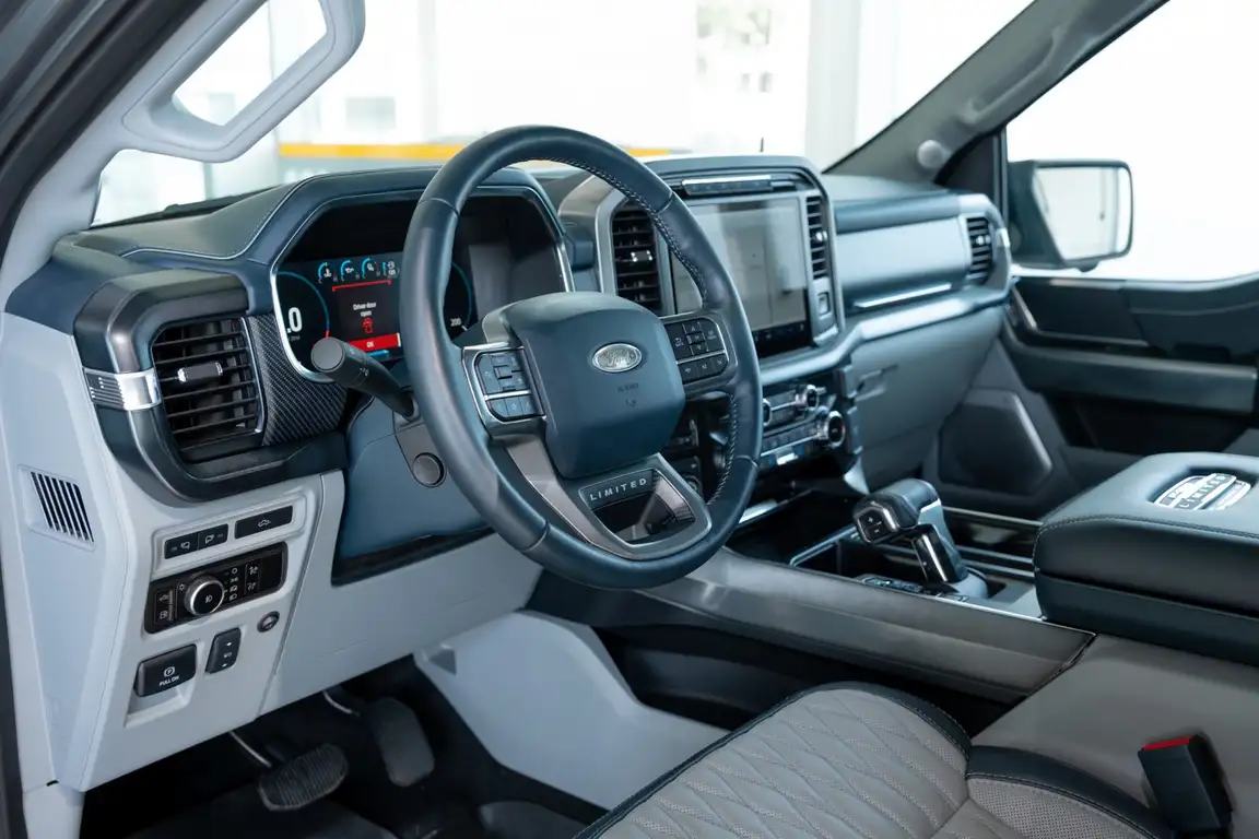 FORD F-150