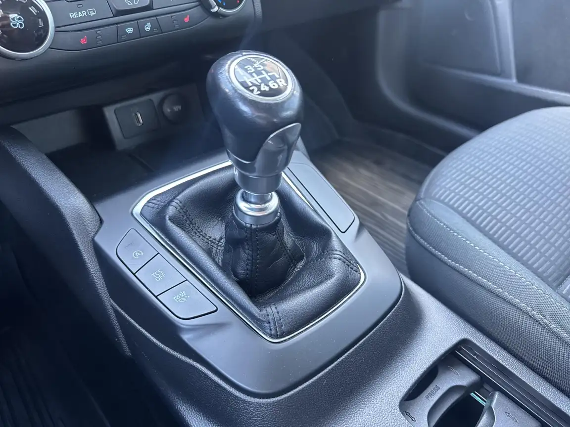 FORD FOCUS