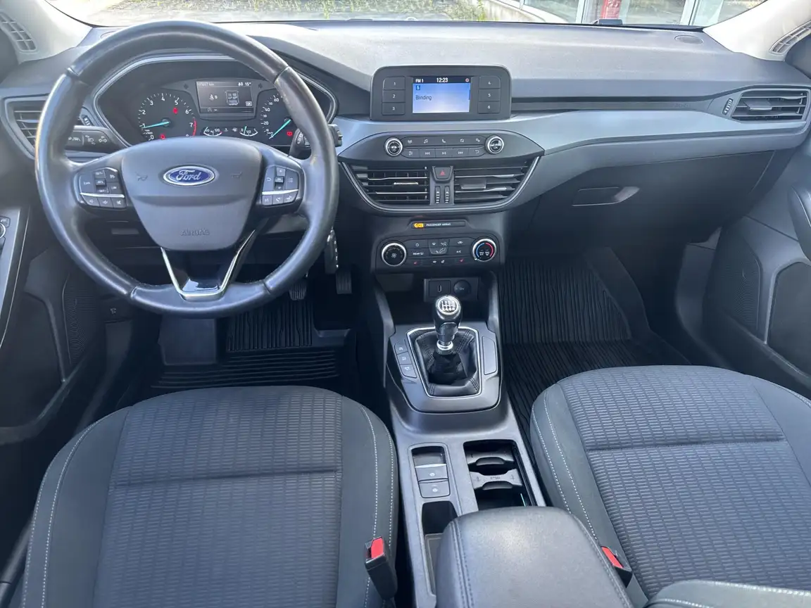 FORD FOCUS