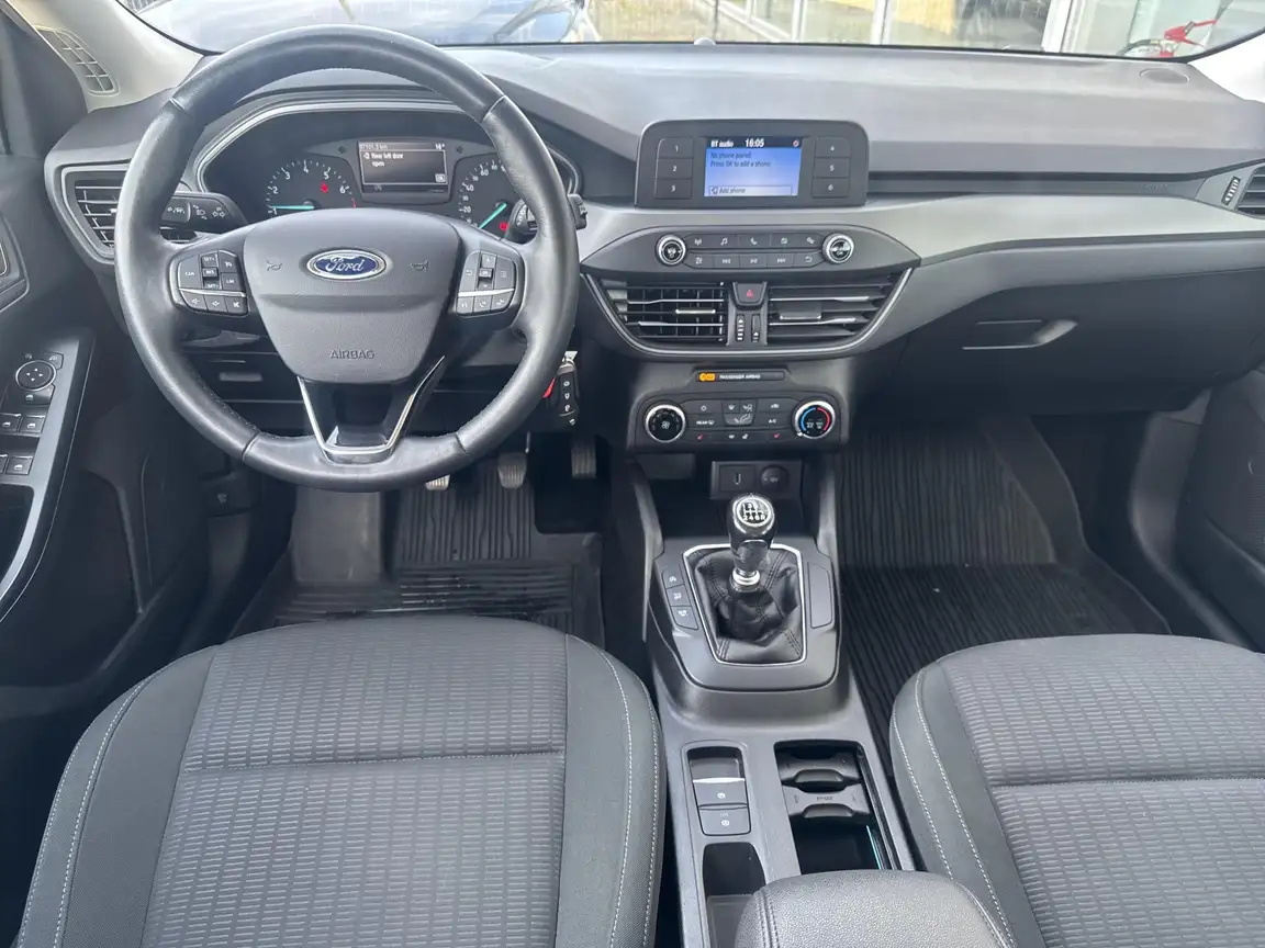 FORD FOCUS
