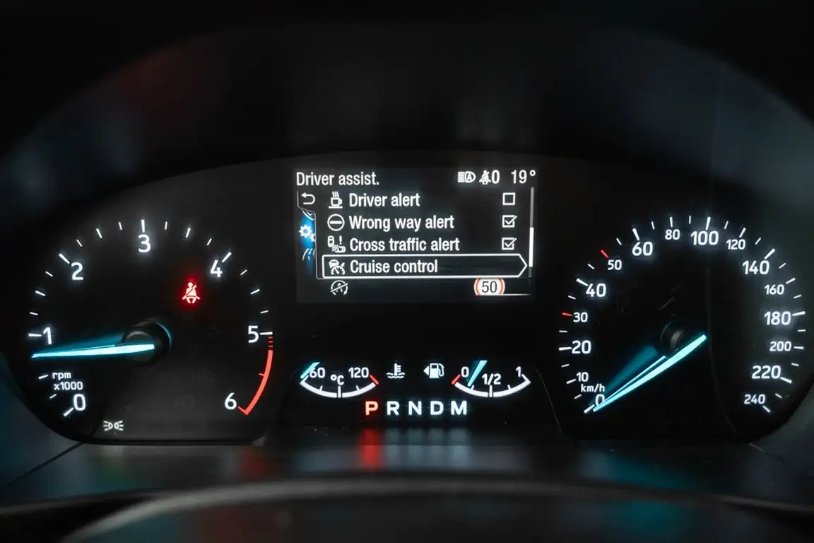 FORD FOCUS