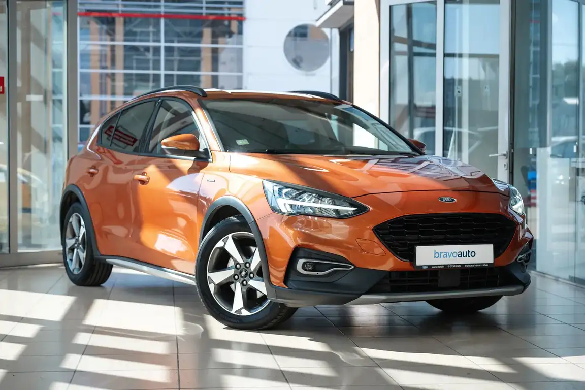 FORD FOCUS