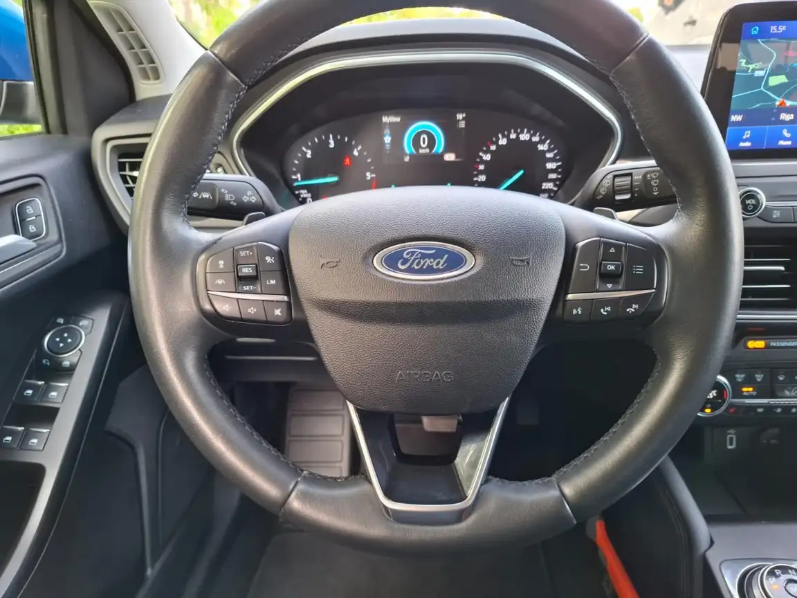 FORD FOCUS