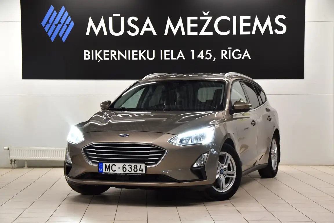 FORD FOCUS