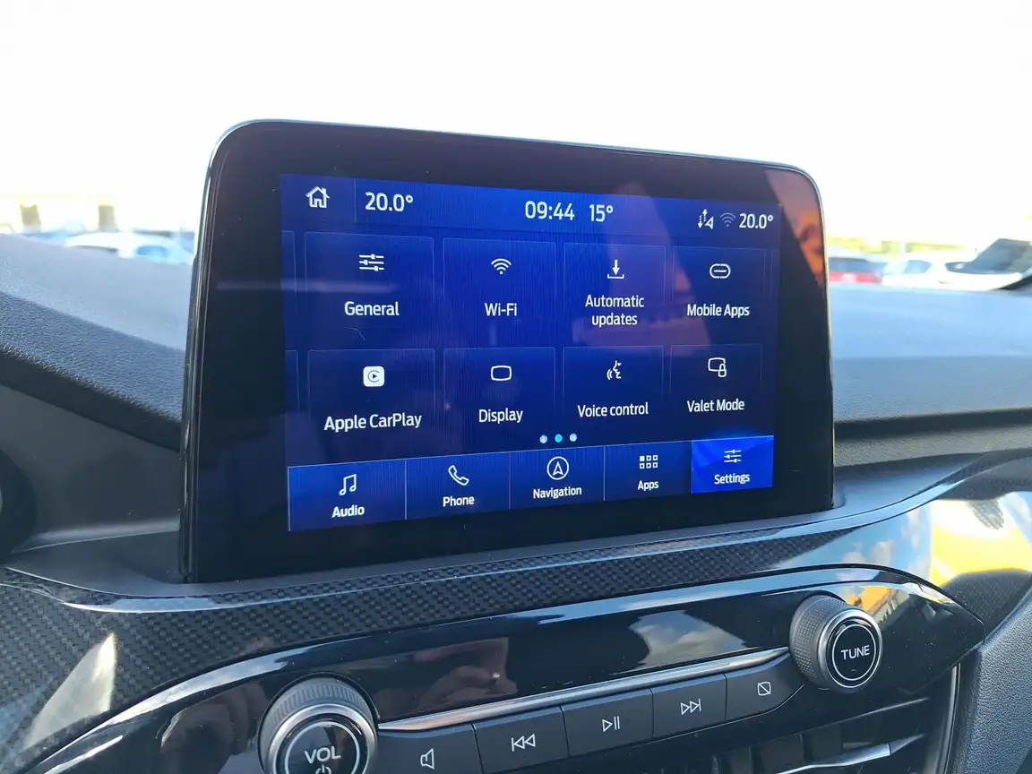 FORD KUGA