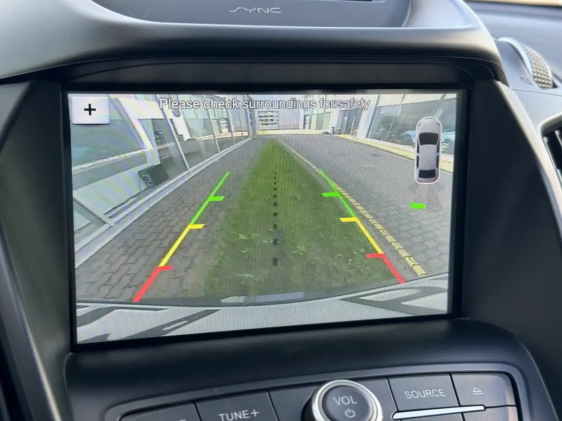 FORD KUGA