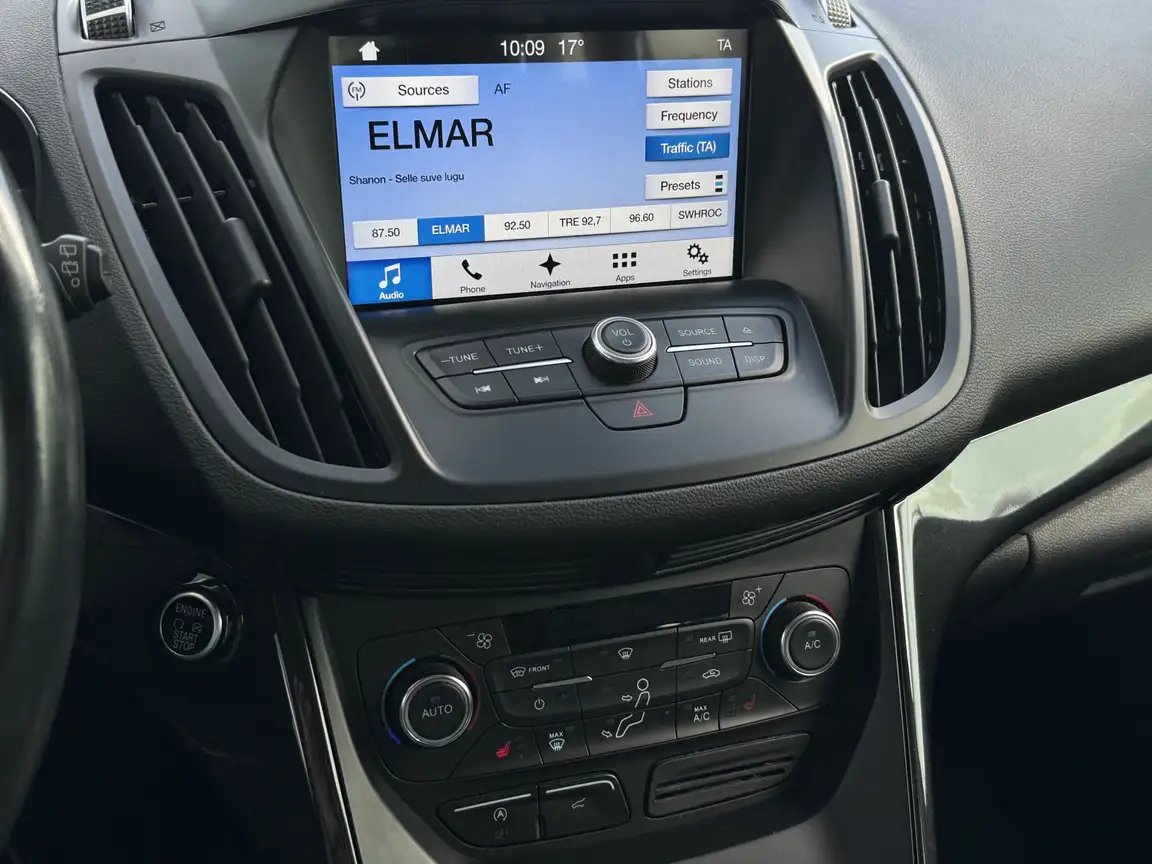 FORD KUGA