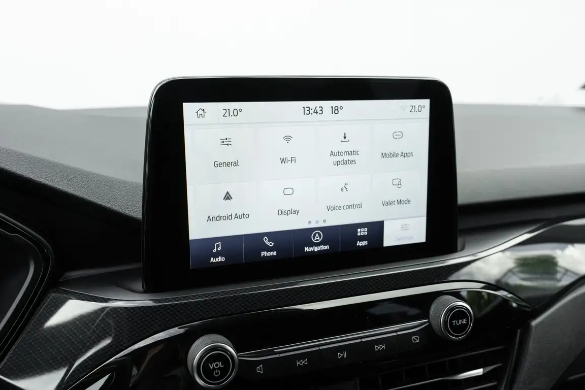 FORD KUGA