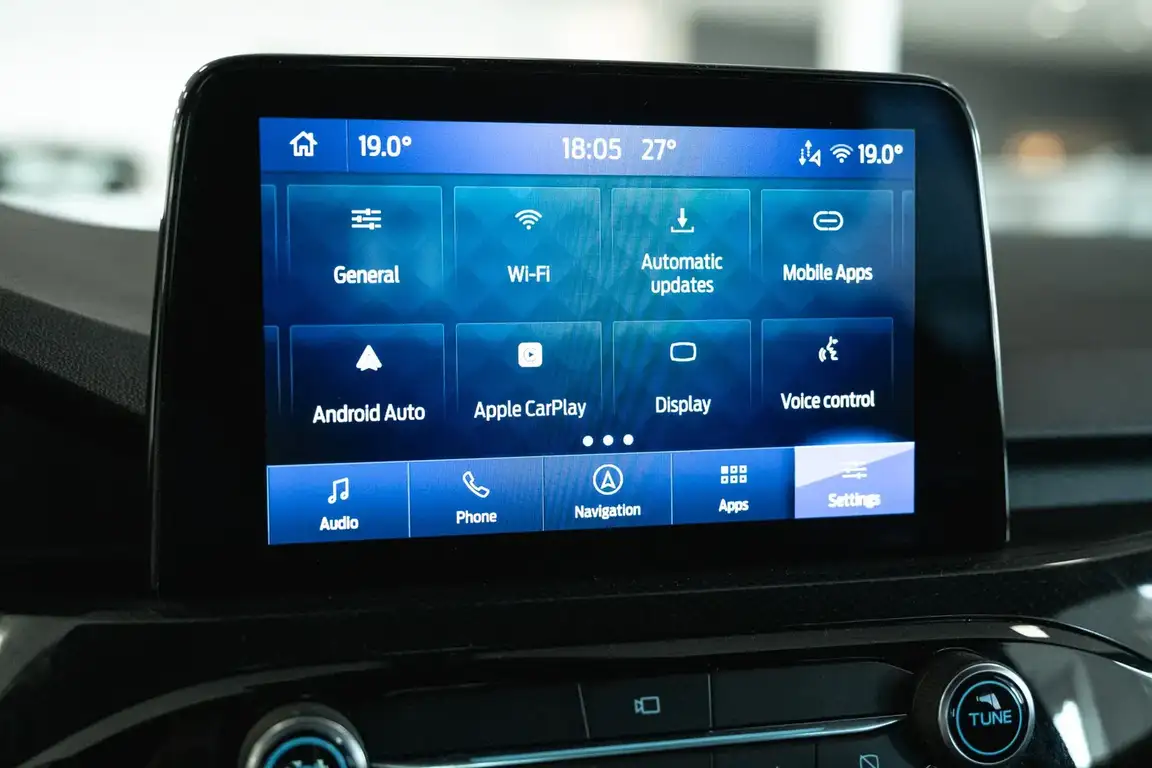 FORD KUGA