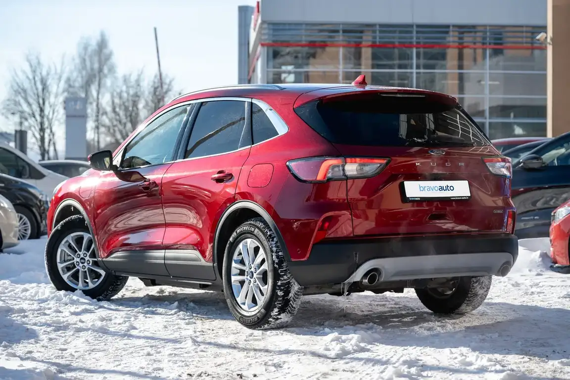 FORD KUGA