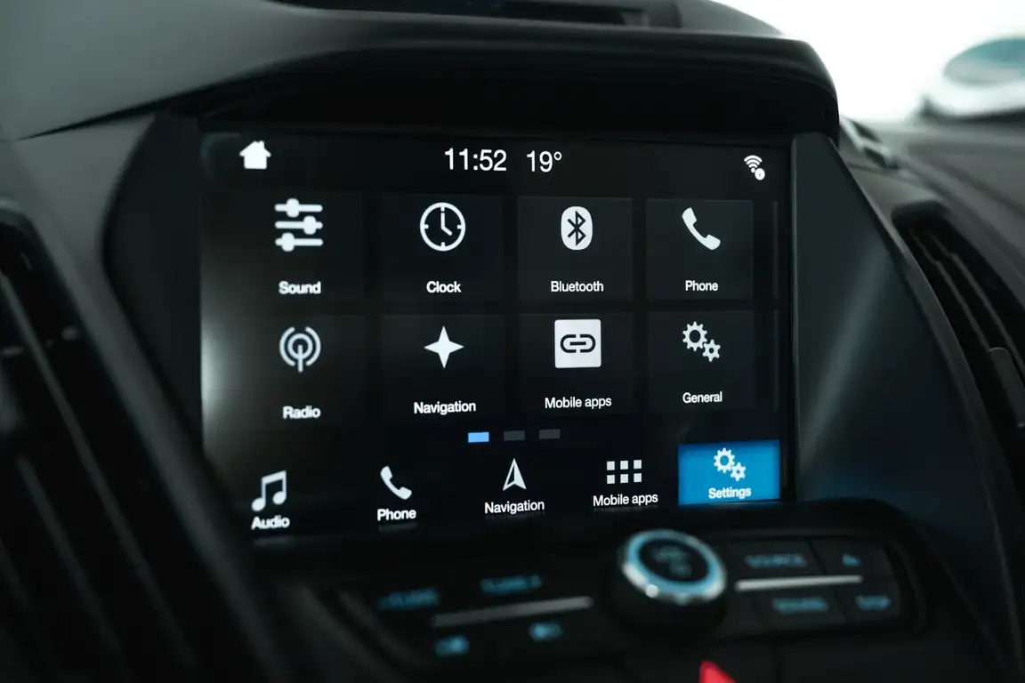 FORD KUGA