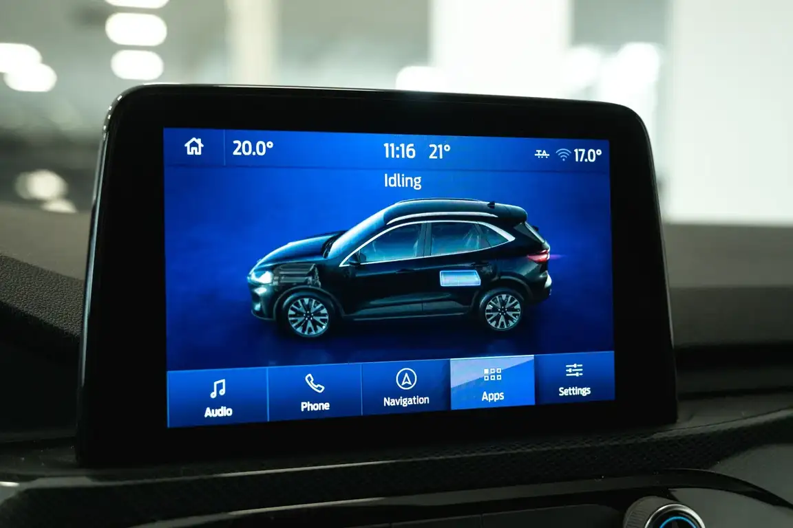 FORD KUGA