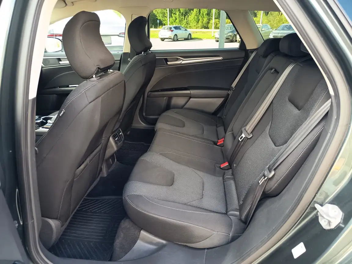 FORD MONDEO