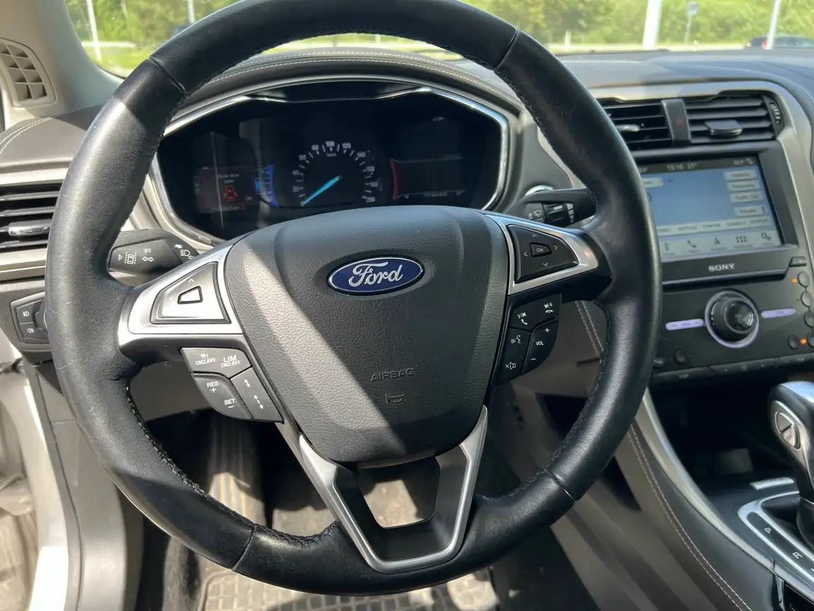 FORD MONDEO