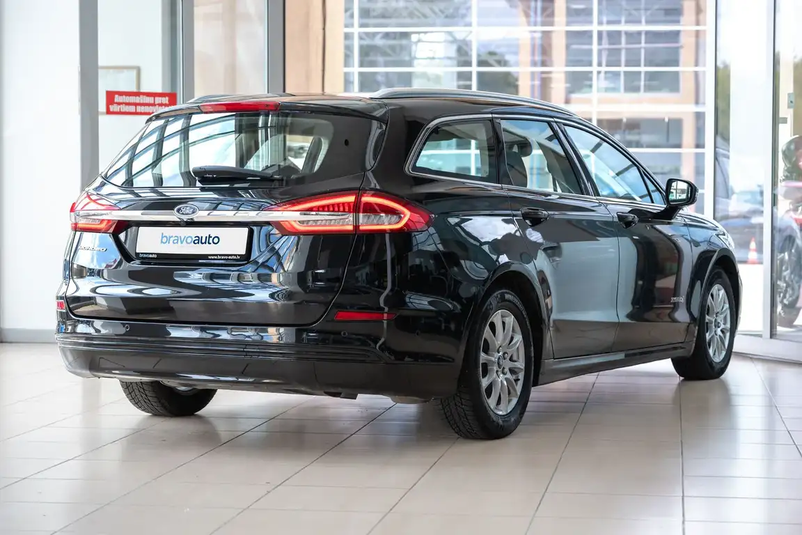 FORD MONDEO