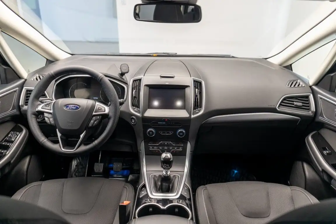 FORD S-MAX