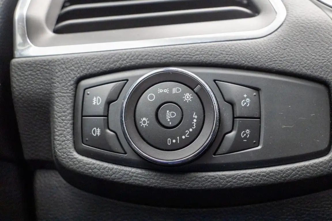 FORD S-MAX