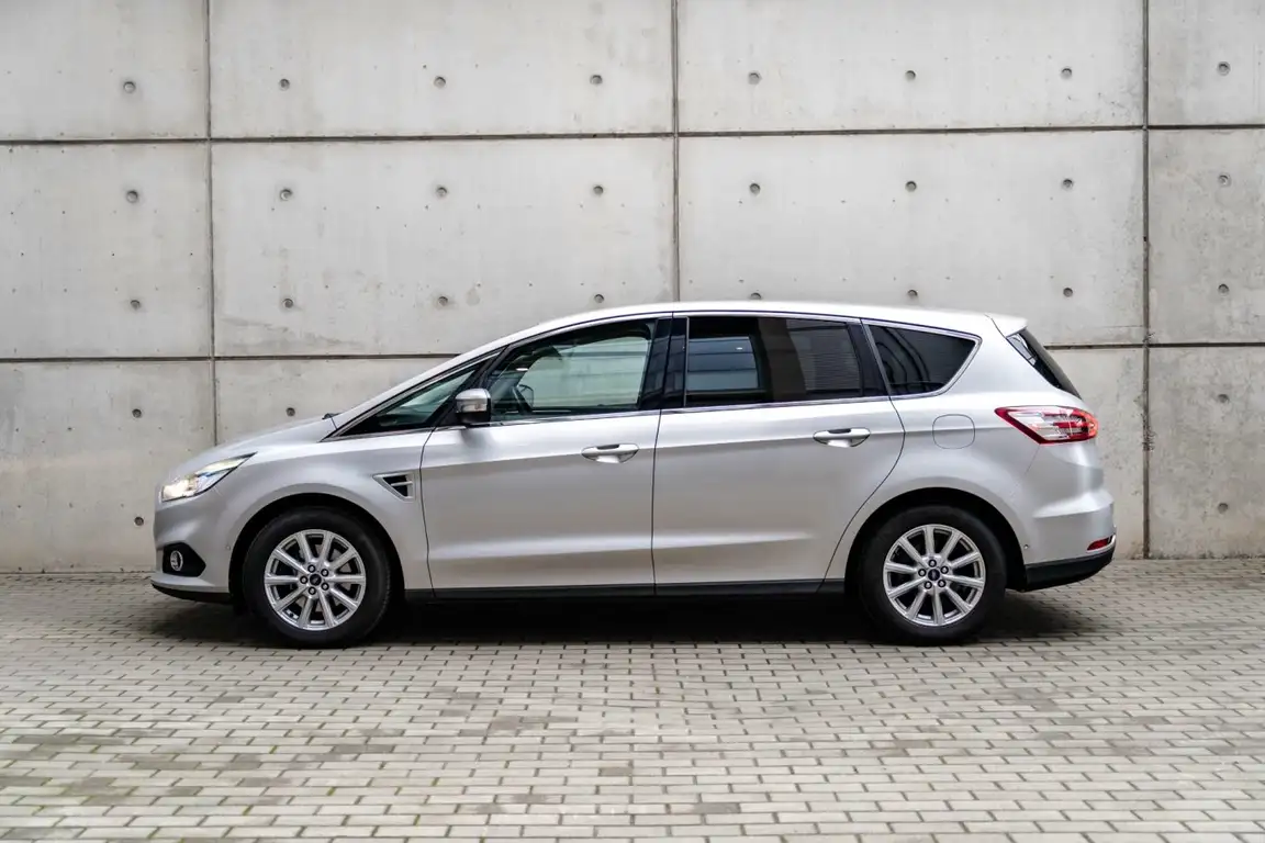 FORD S-MAX