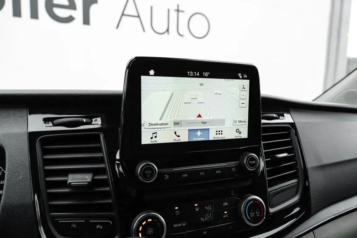 FORD TOURNEO