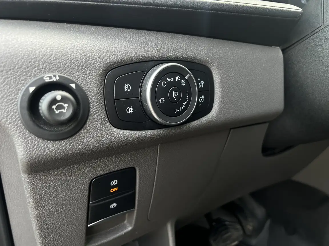 FORD TRANSIT
