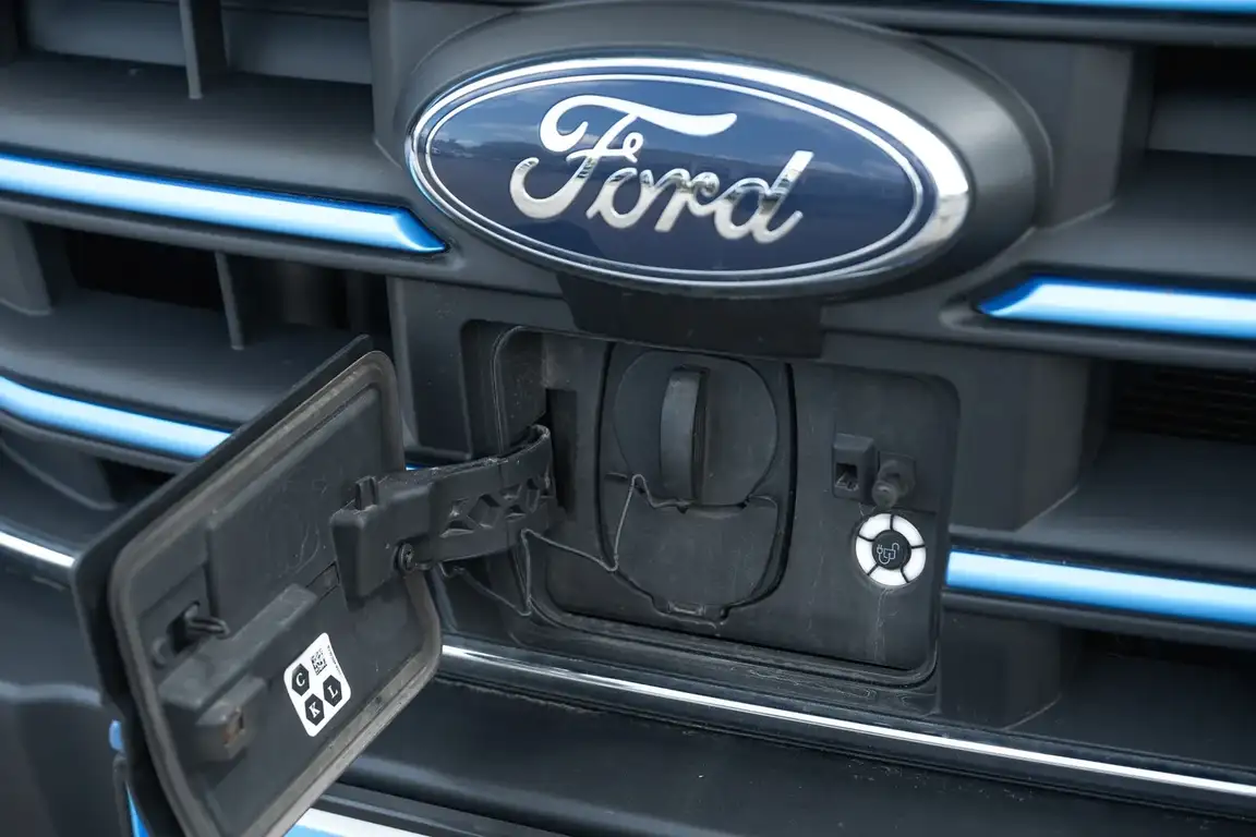 FORD TRANSIT
