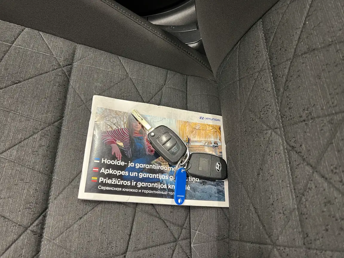 HYUNDAI BAYON