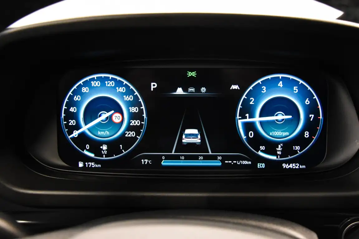 HYUNDAI BAYON