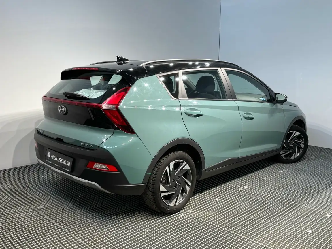 HYUNDAI BAYON