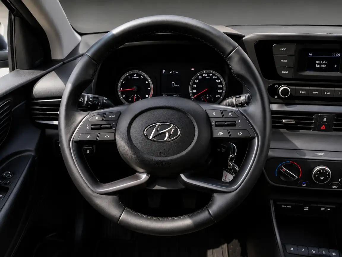 HYUNDAI BAYON