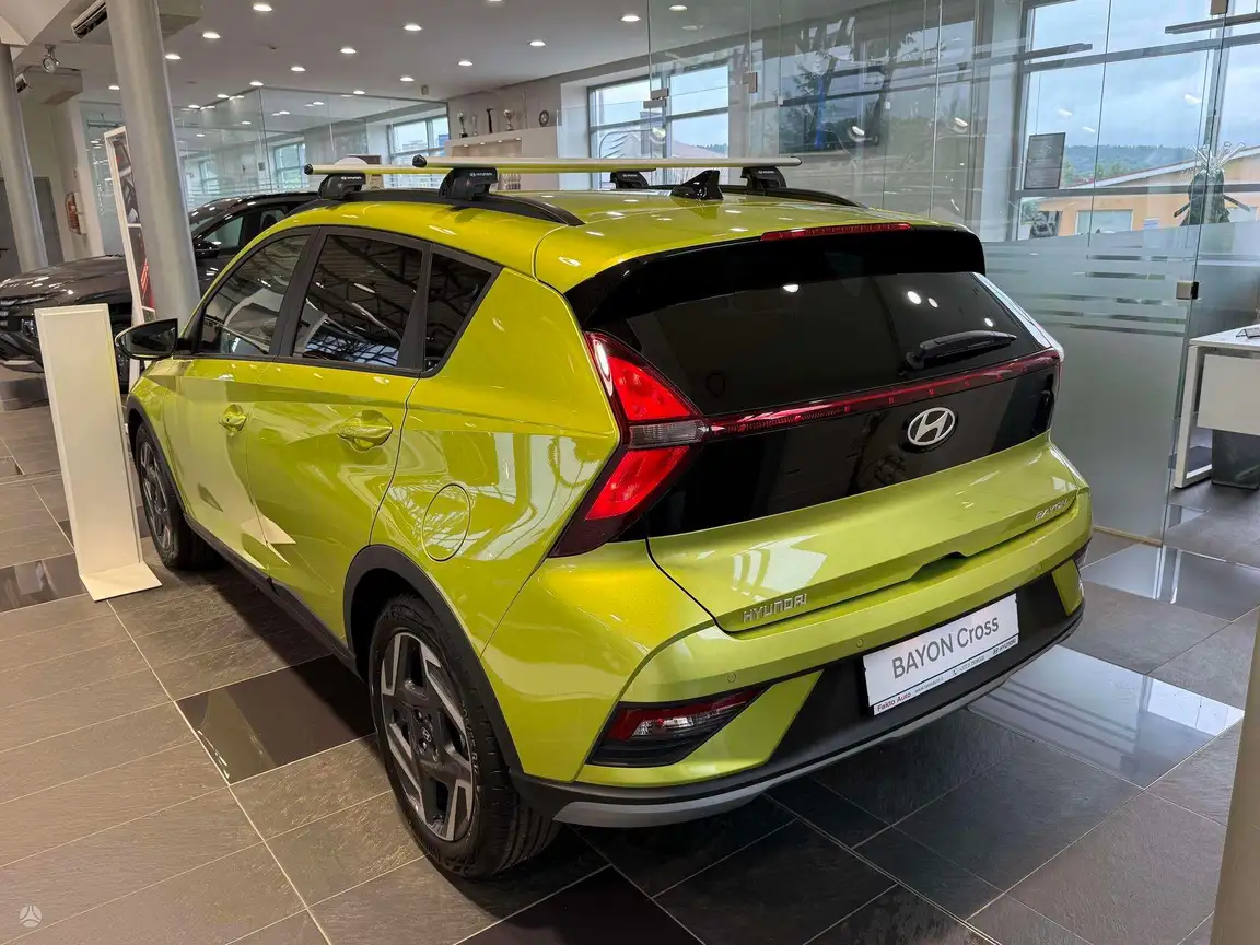 HYUNDAI BAYON