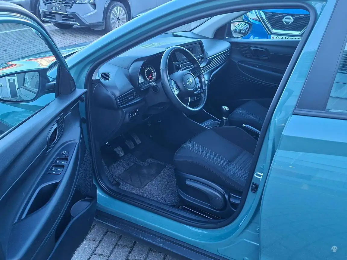 HYUNDAI BAYON