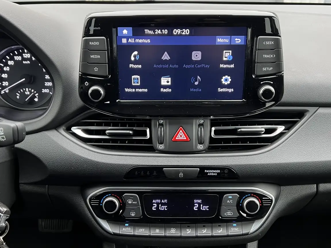 HYUNDAI I30
