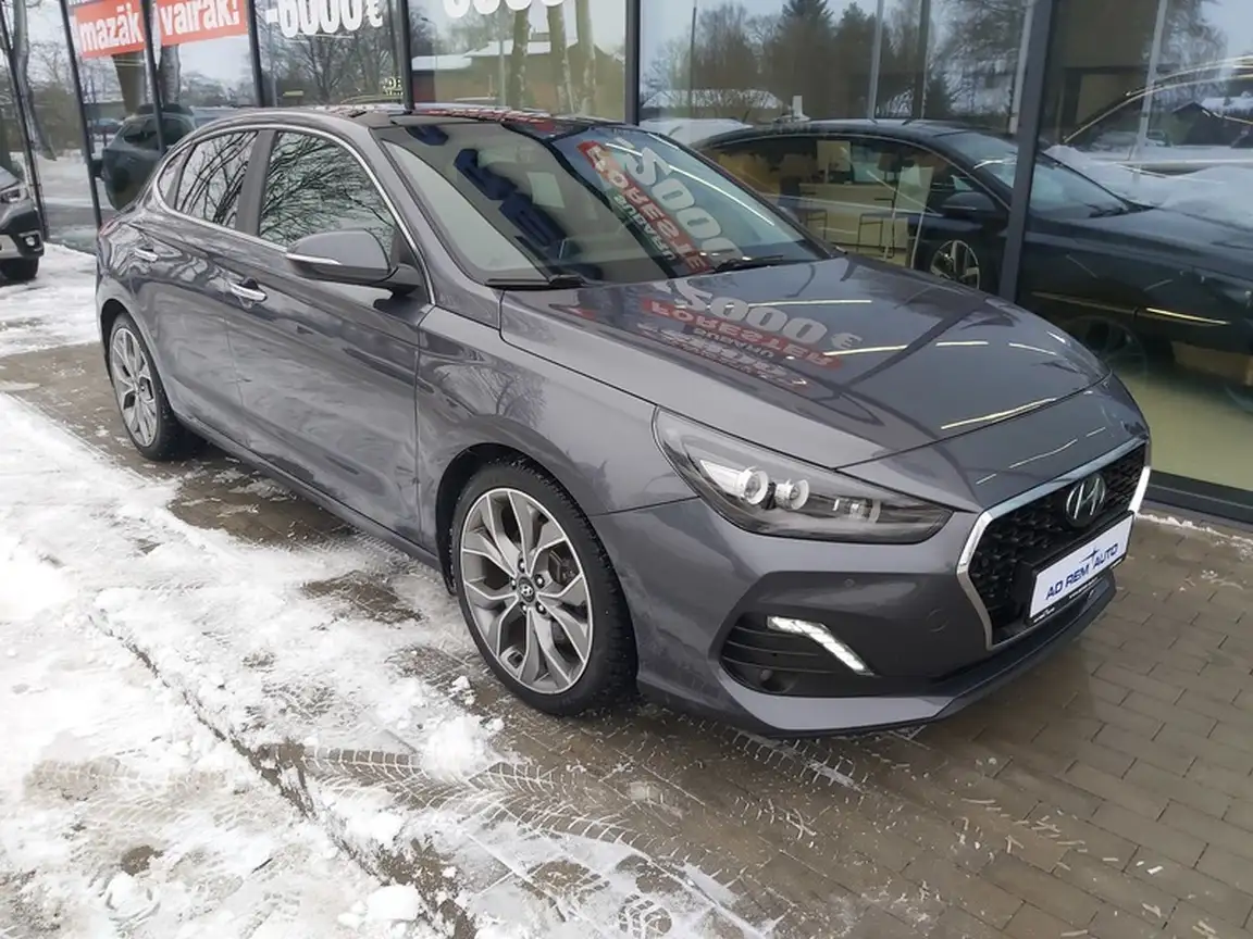 HYUNDAI I30