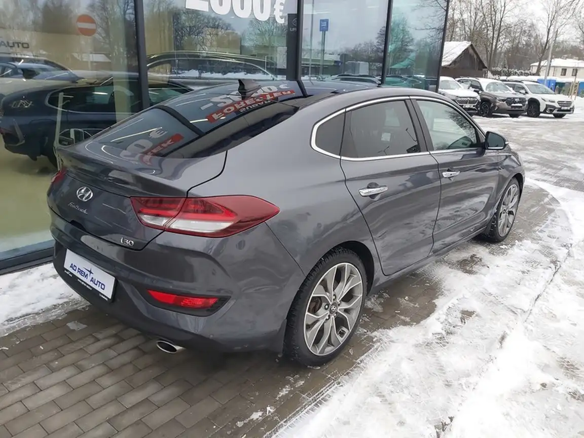 HYUNDAI I30